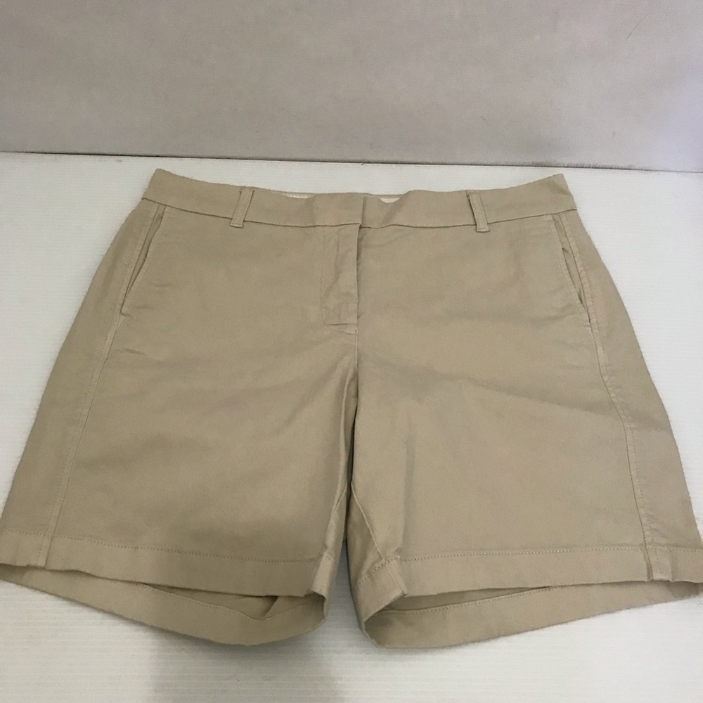 NWT J. Crew Women's Classic Khaki Shorts Size 12